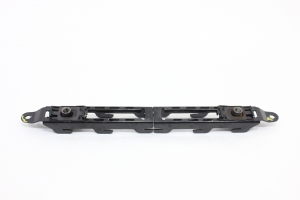 Suporte Regulagem Altura Cinto Diant (Par) Amarok 11/16 Usado (707)