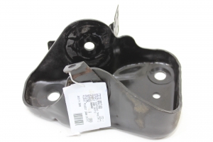 Suporte Suspensão Tras Ld Peugeot 2008 Griffe 15/20 Usado (460)