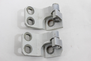 Dobradiça Porta Tras Ld (Par) Jeep Renegade 15/22 Usado (921)