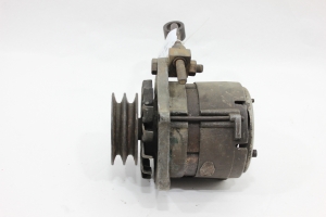 Alternador (Om352 Bomba Bosch) Mb 2013 77/85 Usado (427)