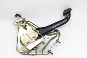 Pedal Freio Mão F-1000 93/98 Usado (554)