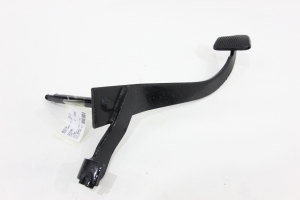 Pedal Embreagem F-1000 72/92 Usado (154)