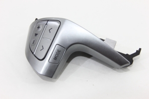 Comando Volante Le Hilux  3.0 12/15 Usado (064)
