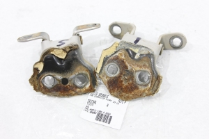 Dobradiça Porta Diant Ld Par Toyota Sw4 1995-2004 Usado (016)
