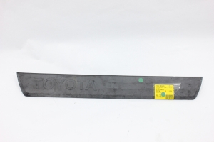 Soleira Porta Diant Ld Hilux Sw4 16/20 Usado (583)