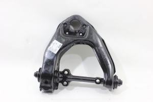 Bandeja Dianteira Superior Le 3.0 Td Hilux 98/04 Usado (610)