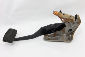 Pedal Freio com Suporte Asx 10/16 Usado (598)