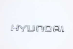 Emblema Hyundai Capô Traseiro Tucson 05/15 Usado (938)