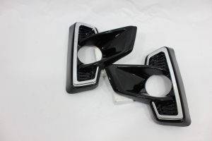Moldura Farol Auxiliar Hilux 19/20 Par