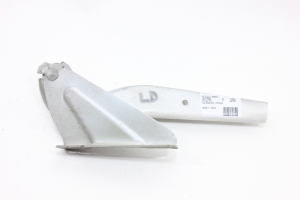 Dobradiça Capô Ld Amarok 10/16 Usado (574)