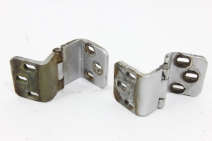 Dobradiça Sup Porta Tras Le Par F-250 06/12 Usado (291)