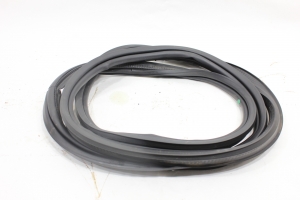 Borracha Porta Mala Capô Tras Jeep Renegade 15/22 Usado (157)