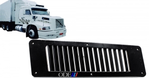 Grade Lateral Capô Volvo Edc Le (Plástico)