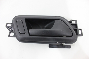Maçaneta Interna Porta Diant Ld Amarok 10/16 Usado (571)