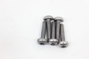 Parafuso Bomba Água Jg 1.2 Turbo Flex Tracker 20/23 Usado (220)
