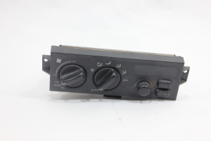 Comando Ar Condicionado 5.2 V8 Gasolina Cherokee Limited 93/98 Usado (507)