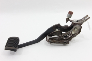 Pedal Freio com Suporte Rav4 94/99 Usado (130)