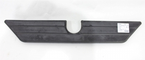 Soleira Central Pisante Para-choque  Tras F-1000 93/98 Usado (038)