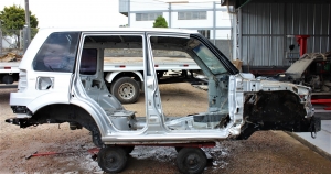 Lateral Caixa Ar Tras/Diant Ld Pajero Tr4 Flex 10/15 Usado (608)