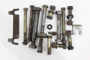 Parafuso Suspensão Diant Ld Pajero Sport 98/05 Usado (357)
