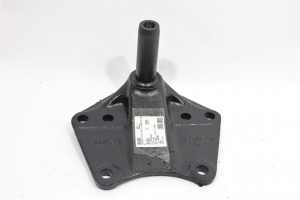 Suporte Feixe Mola Traseiro Vw 8-140 94/99 Usado (600)
