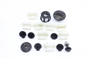Grampos Carpe Lateral Porta Mala Jg Peugeot 2008 Griffe 15/20 Usado (195)