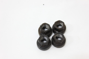 Porca Alma Para-choque  Diant Jg Hilux Sw4 05/11 Usado (798)