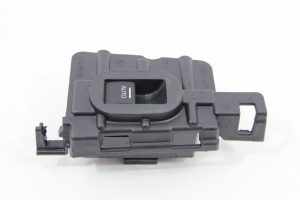Botão Comando Vidro Traseiro Le Hrv 16/20 Usado (670)