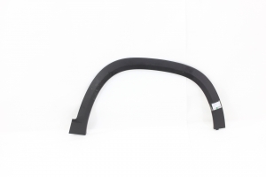 Moldura Alargador Para-lama Diant Ld Tracker 20/23 Usado (980)