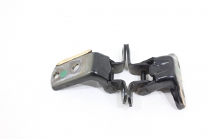 Dobradiça Porta Tras Ld (Par) Hilux Sw4 05/11 Usado (399)