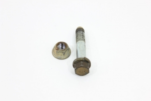 Parafuso Amortecedor Tras Ld/Le Pajero Tr4 Flex 10/15 Usado (613)