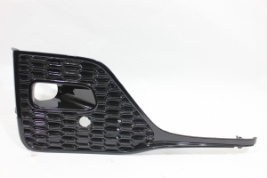 Moldura Farol Auxiliar Hilux Sw4 21/22 C/Furo Le