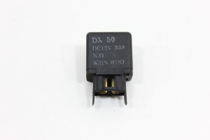 Relê 30 Amp/12v Besta 98/04 Usado (567)