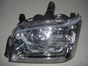 Farol S10 Blazer 06/... Tyc Cinza com Lanterna Branca Le