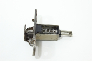 Fechadura Tampa Traseira Ld Ranger 05/12 Usado (537)