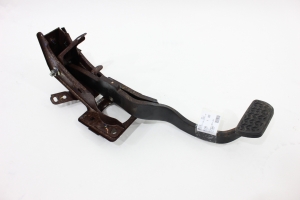 Pedal Freio com Suporte Hilux 05/15 Usado (182)