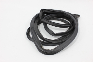 Borracha Fixa Porta Tras Ld Hilux Sw4 16/20 Usado (544)