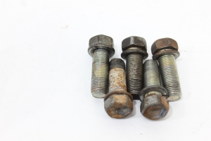Parafuso Suporte Capa Seca Jg 3.0 Diesel Hilux Sw4 05/15 Usado (789)