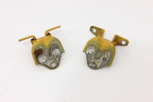 Dobradiça Porta Diant Ld Par L200 Sport 04/11 Usado (417)