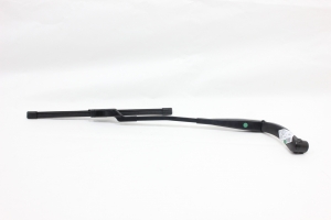 Haste Braço Limpador Para Brisa Le Tracker 20/23 Usado (907)