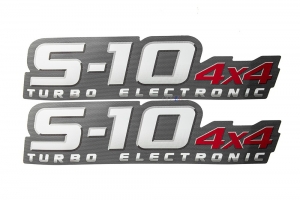Emblema 'S10 4x4 Turbo Eletronic' 2009 (Estradão)