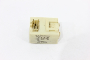 Relê Iluminação Hilux Sr 02/04 Usado (363)