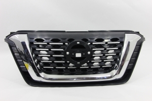 Grade Nissan Kicks 16/... Preta C/Friso Cromado