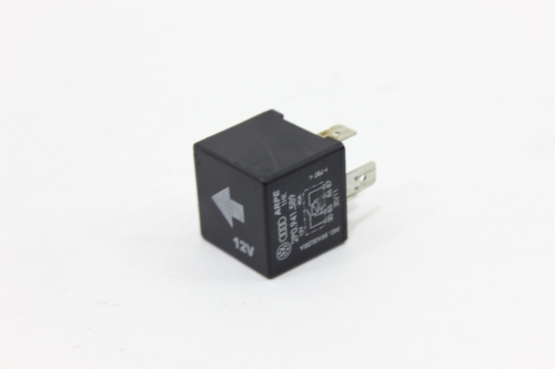 Relê Auxiliar Vw 8-150 05/11 Usado (758)