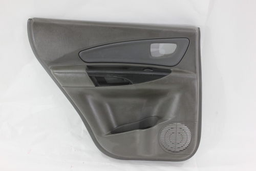 Forro Porta Tras Le 2.7 V6 Gasolina Tucson 05/15 Usado (981)
