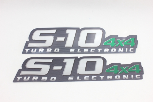 Emblema 'S10 Turbo Electronic 4x4' 2011 Rodeio (2º Linha) Porta/ Verde