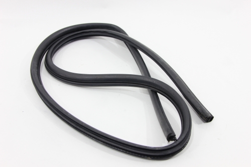 Borracha Porta Traseira Le Triton Hpe 08/15 Usado (580)