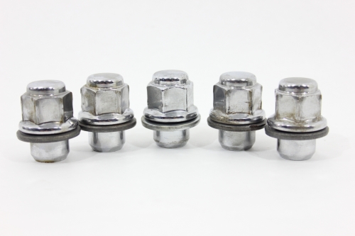 Porca Roda Jg Rav4 06/11 Usado (982)