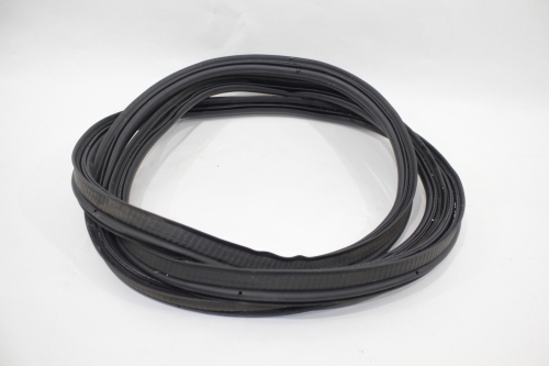 Borracha Porta Mala Capô Tras Jeep Renegade 15/18 Usado (963)