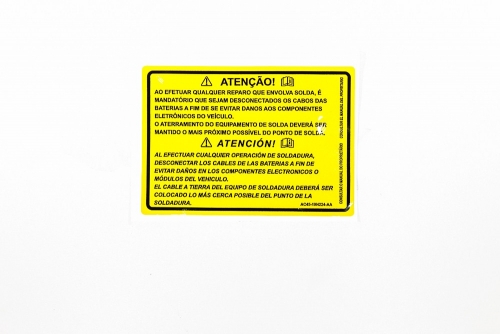 Emblema Informativo (Atenção com Baterias) Tras Cabine Cargo Le